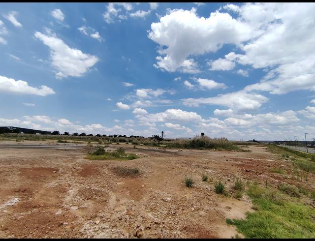 13,585M² VACANT LAND FOR SALE IN GOSFORTH PARK